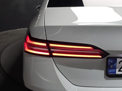 BMW 5 SERIES - 10