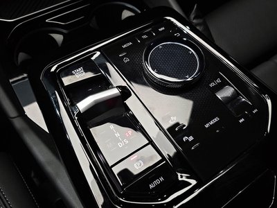 صورة مصغرة 12 لـ 2024 BMW 5 SERIES