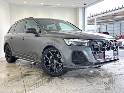 AUDI Q7 - 7