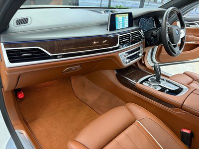 2017 BMW 7 SERIES — миниатюра 44