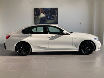 2025 BMW 3 SERIES 照片 6