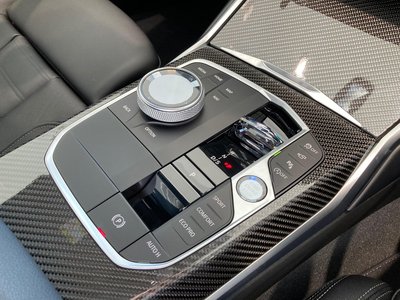 صورة مصغرة 33 لـ 2025 BMW 3 SERIES