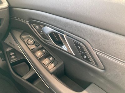 صورة مصغرة 49 لـ 2025 BMW 3 SERIES