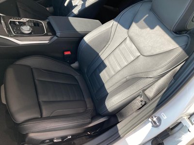 صورة مصغرة 22 لـ 2025 BMW 3 SERIES
