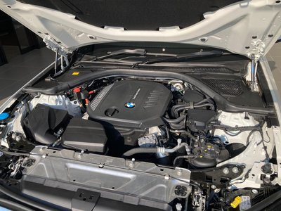 صورة مصغرة 57 لـ 2025 BMW 3 SERIES