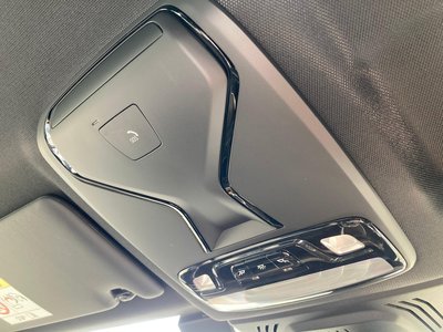صورة مصغرة 45 لـ 2025 BMW 3 SERIES