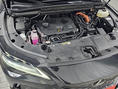 صورة 7 لـ 2023 Lexus RX