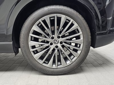صورة 8 لـ 2023 Lexus RX