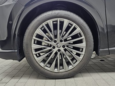 صورة 6 لـ 2023 Lexus RX
