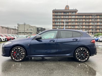 2025 BMW 1 SERIES 照片 6