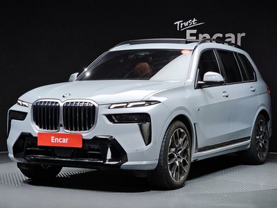 2024 BMW X7 — фото 1