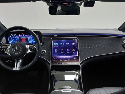 MERCEDES-BENZ EQE - 4