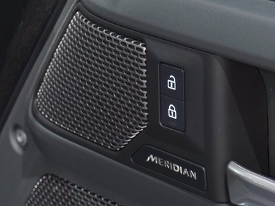 2023 LAND Rover DEFENDER 缩略图 86