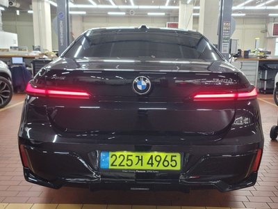 BMW 7 SERIES - 4