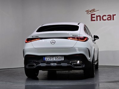 MERCEDES-BENZ GLC - 4