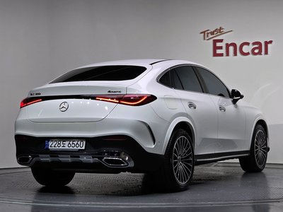 MERCEDES-BENZ GLC - 3