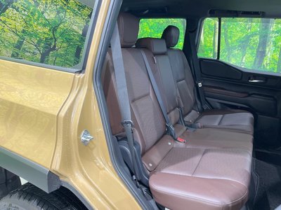 TOYOTA LAND CRUISER 250 - 9