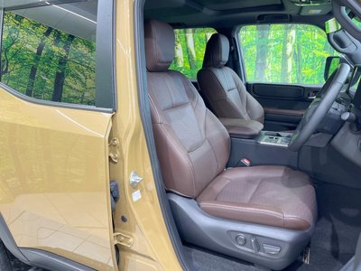 TOYOTA LAND CRUISER 250 - 8