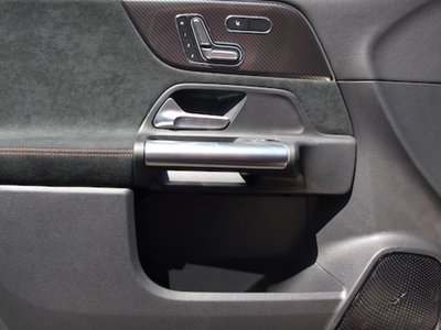 MERCEDES-BENZ GLA-CLASS AMG - 9