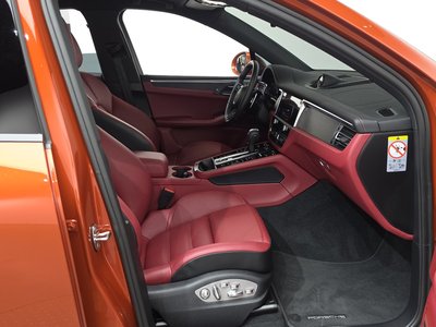 صورة مصغرة 16 لـ 2022 Porsche MACAN