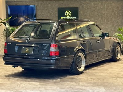 MERCEDES-BENZ E-CLASS AMG - 5