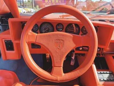 LAMBORGHINI COUNTACH - 4