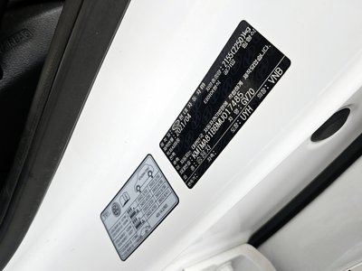 2021 Genesis GV70 thumbnail 29