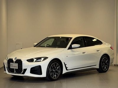 2025 BMW 4 SERIES photo 1