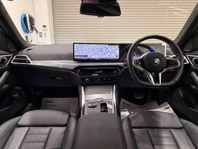 2025 BMW 4 SERIES photo 3