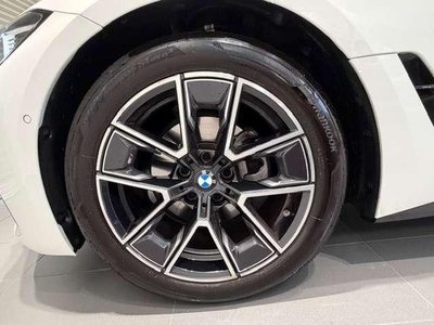 2025 BMW 4 SERIES photo 4
