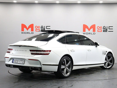 GENESIS G80 (RG3) - 2