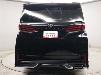 2024 Toyota ALPHARD — фото 4