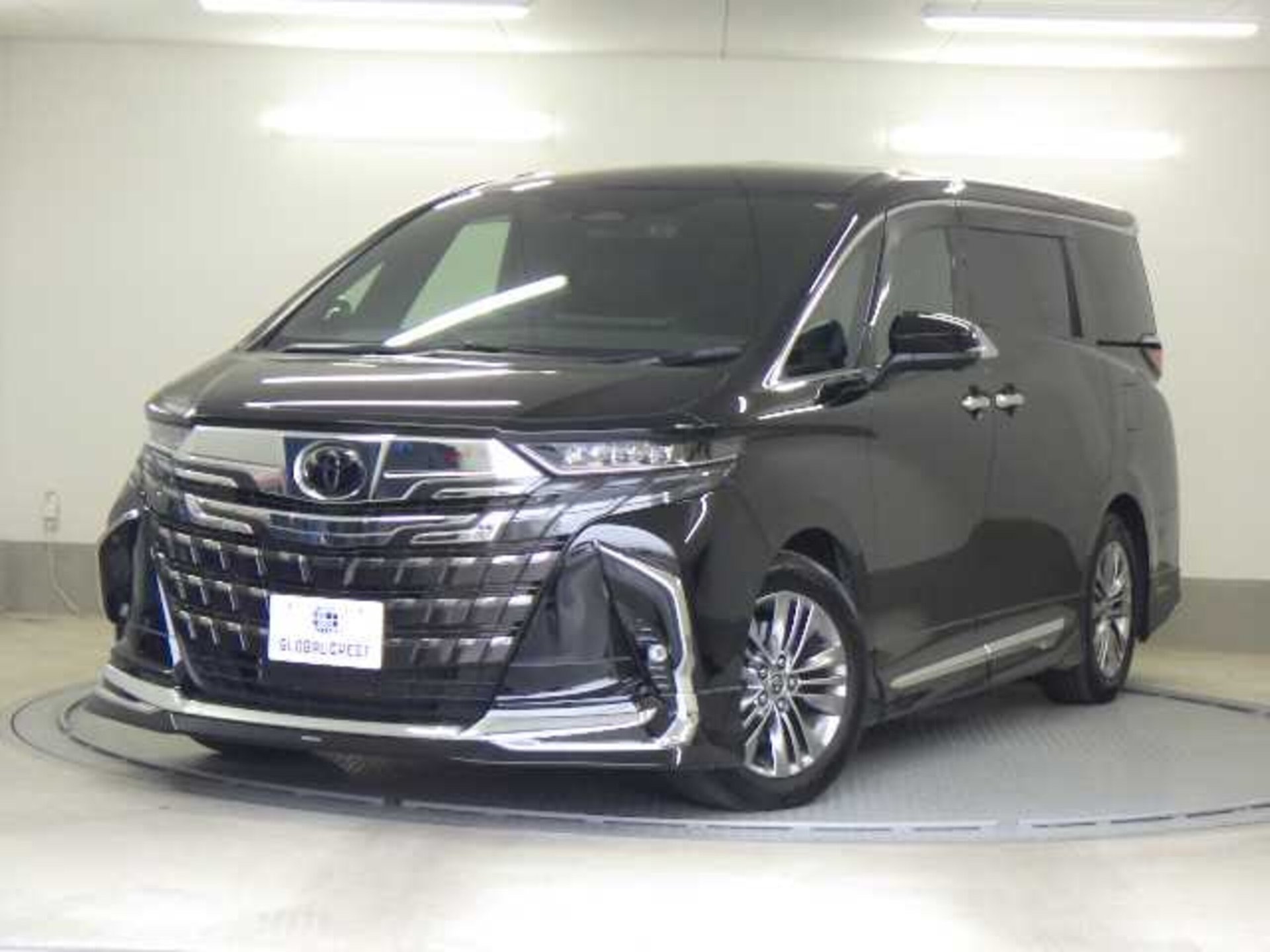 TOYOTA ALPHARD - View 1