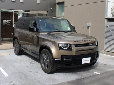 LAND ROVER DEFENDER - 6