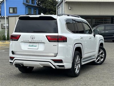 2024 Toyota LAND CRUISER 300 — миниатюра 11