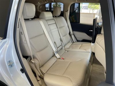 2024 Toyota LAND CRUISER 300 — миниатюра 31