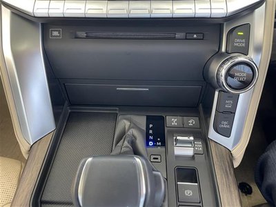 2024 Toyota LAND CRUISER 300 — миниатюра 24