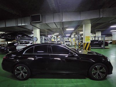صورة 2 لـ 2025 Mercedes-BENZ E-CLASS