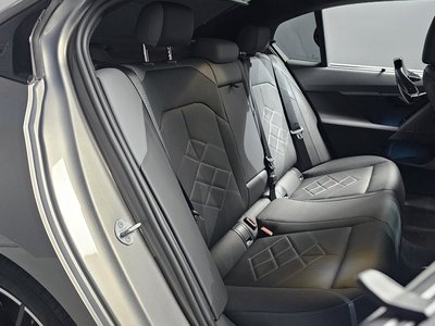 2025 BMW 5 SERIES thumbnail 17