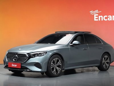 2025 Mercedes-BENZ E-CLASS — фото 1