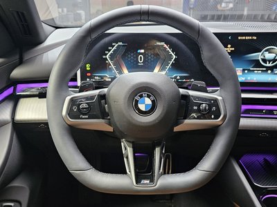 صورة مصغرة 19 لـ 2026 BMW 5 SERIES