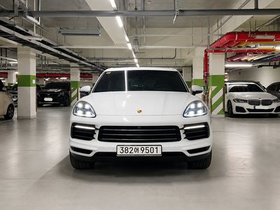 صورة 4 لـ 2021 Porsche CAYENNE