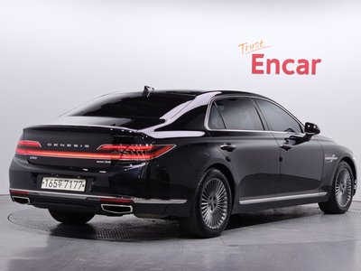 GENESIS G90 - 3