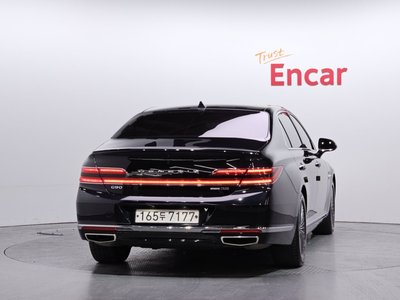 GENESIS G90 - 4