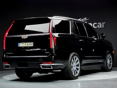 CADILLAC ESCALADE 5TH GENERATION - 4
