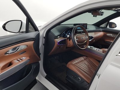 2021 Genesis GV70 — миниатюра 13