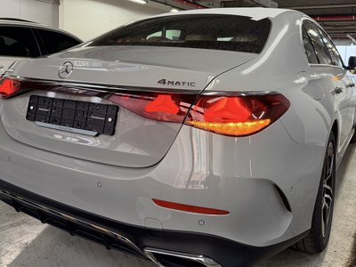 MERCEDES-BENZ E-CLASS - 2