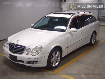 MERCEDES-BENZ E-CLASS - 4