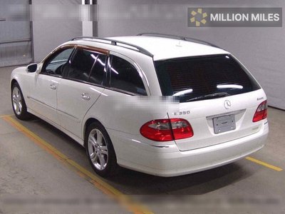 MERCEDES-BENZ E-CLASS - 2