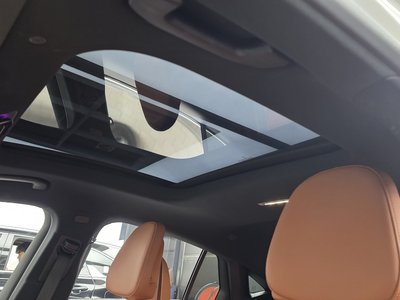 2025 Mercedes-BENZ GLC — миниатюра 23